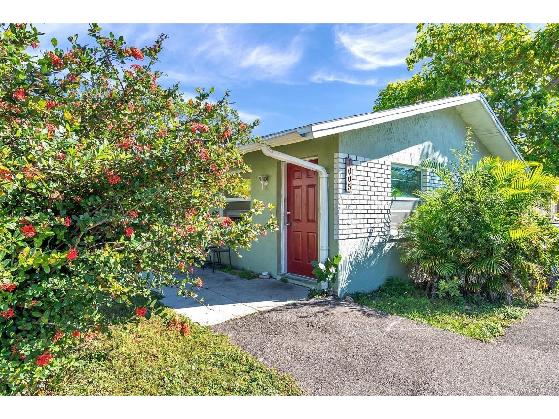 1005 Lake Palms Drive Largo FL 33771 TB8324881 image1