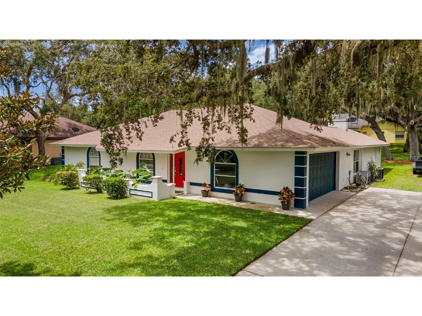 1005 N Temple Avenue Howey In The Hills FL 34737 G5084482 image1