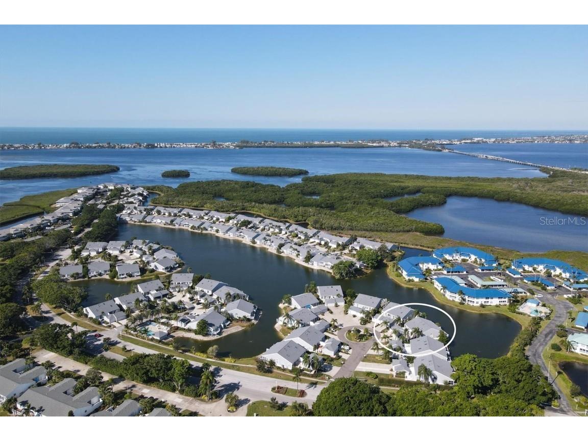 1005 Pelican Court Bradenton FL 34209 A4588283 image1