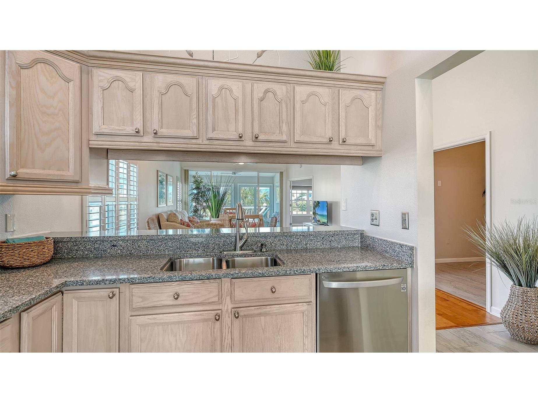 1005 Pelican Court Bradenton FL 34209 A4686053 image17
