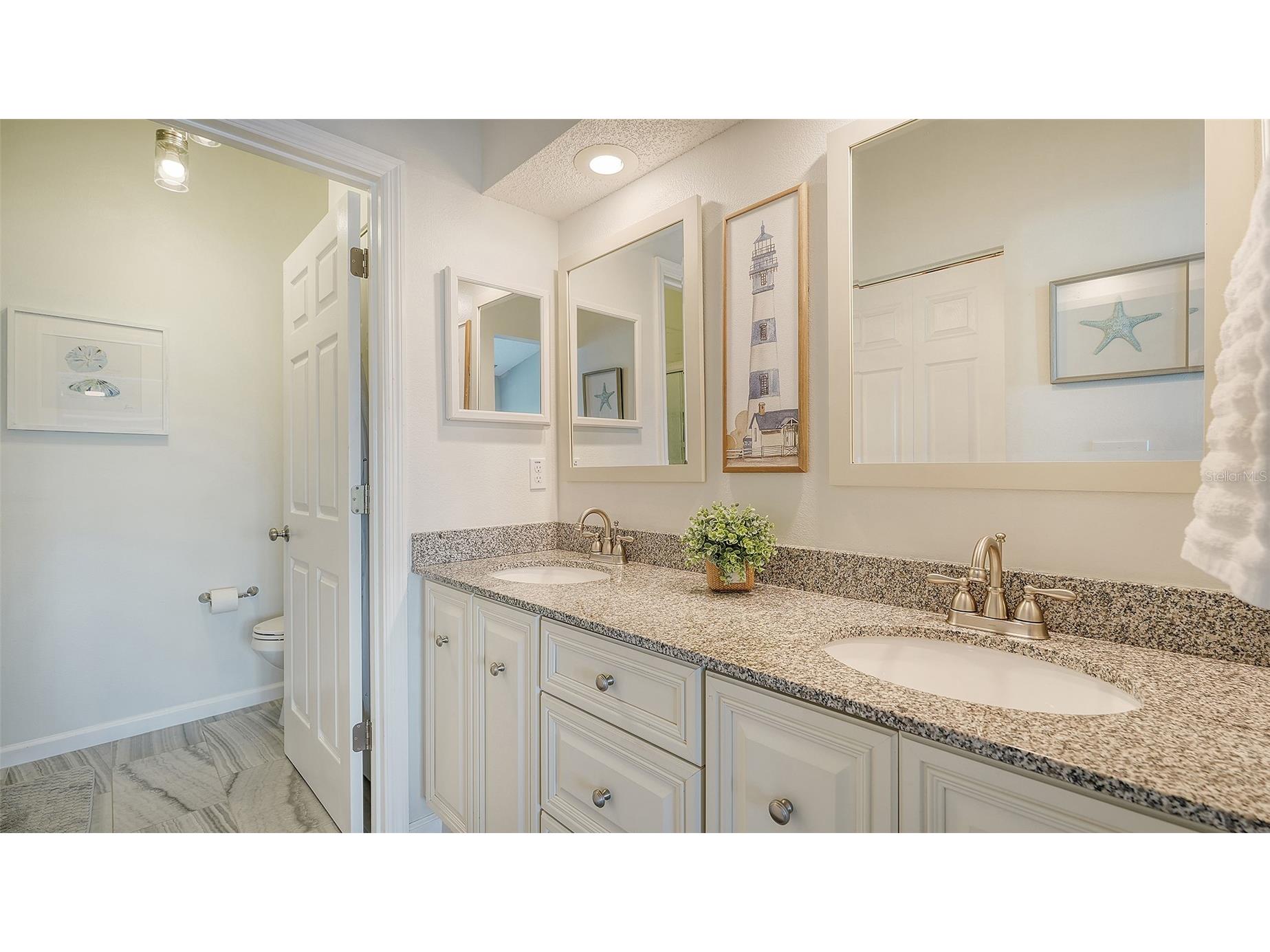 1005 Pelican Court Bradenton FL 34209 A4686053 image30