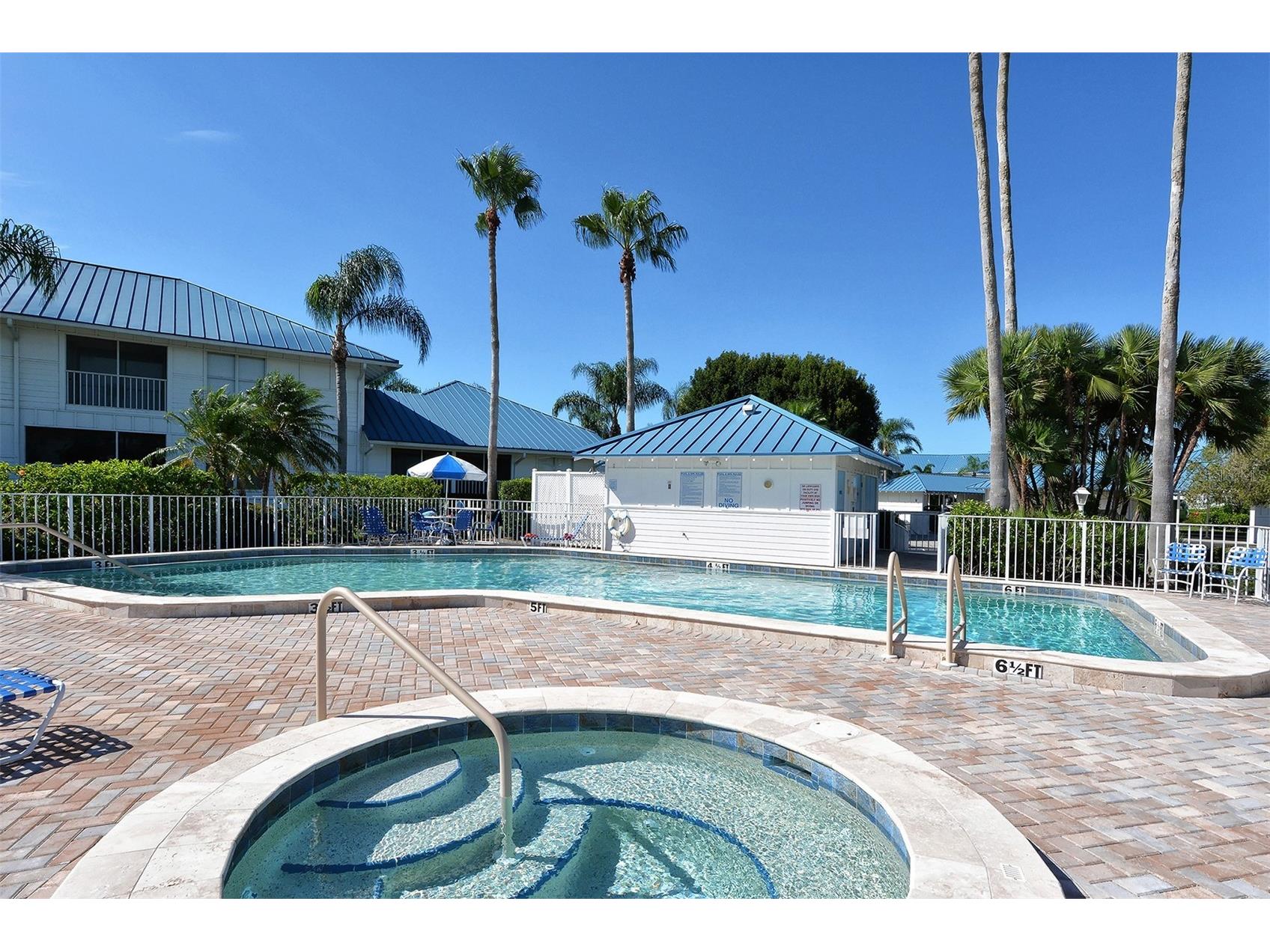 1005 Pelican Court Bradenton FL 34209 A4686053 image50