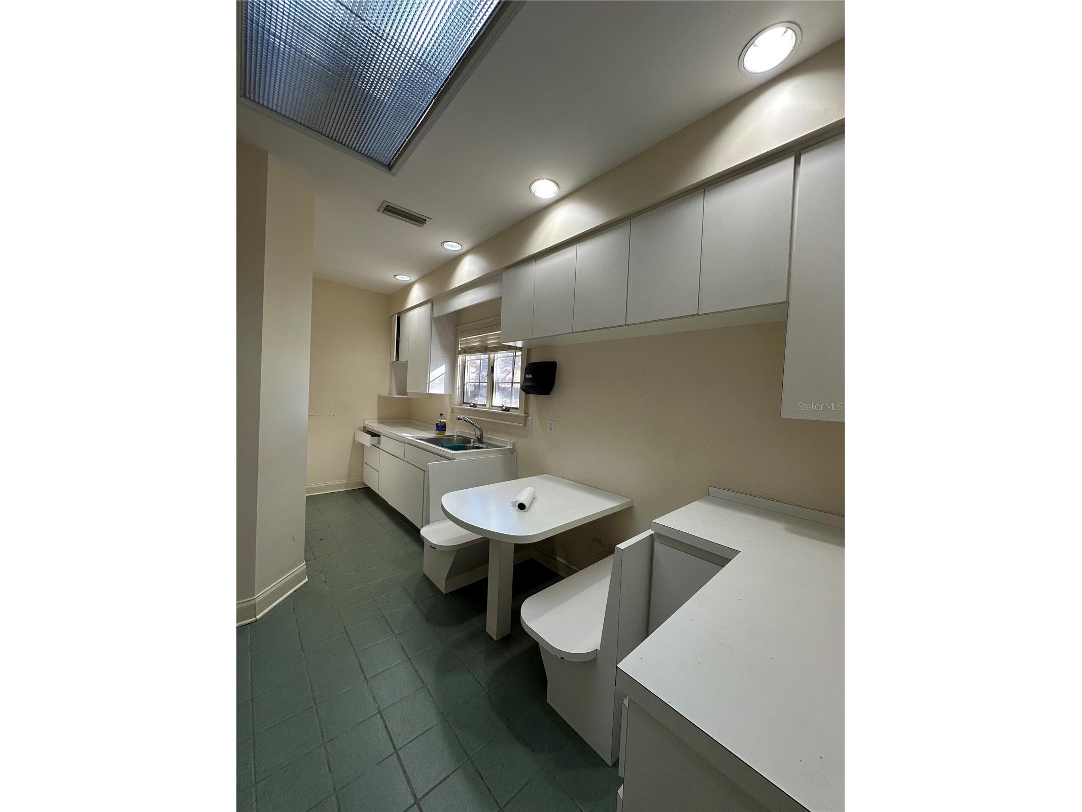 1005 Pinellas Street Clearwater FL 33756 TB8463895 image11