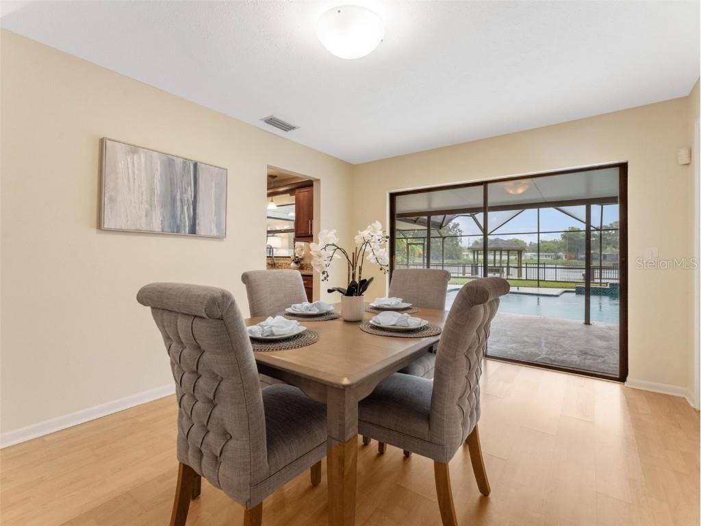 1005 Samy Drive Tampa FL 33613 TB8420761 image14