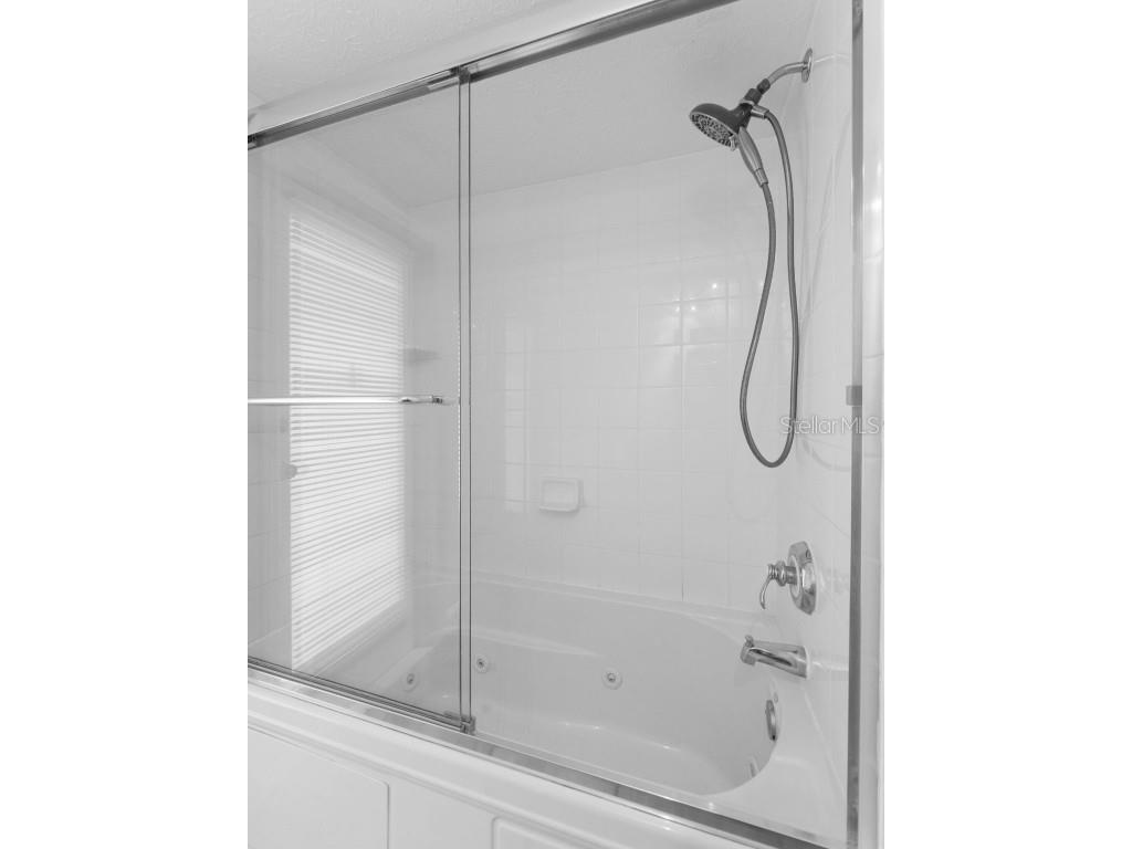 1005 Samy Drive Tampa FL 33613 TB8420761 image22