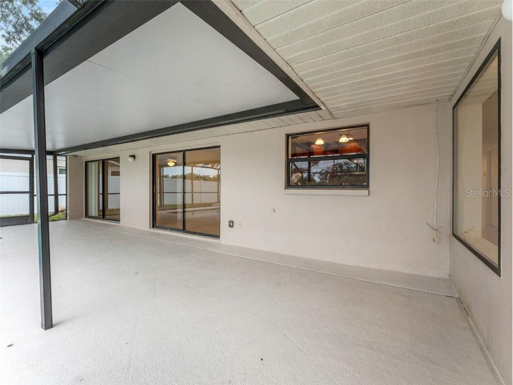 1005 Samy Drive Tampa FL 33613 TB8420761 image36