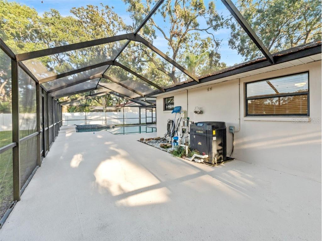 1005 Samy Drive Tampa FL 33613 TB8420761 image37