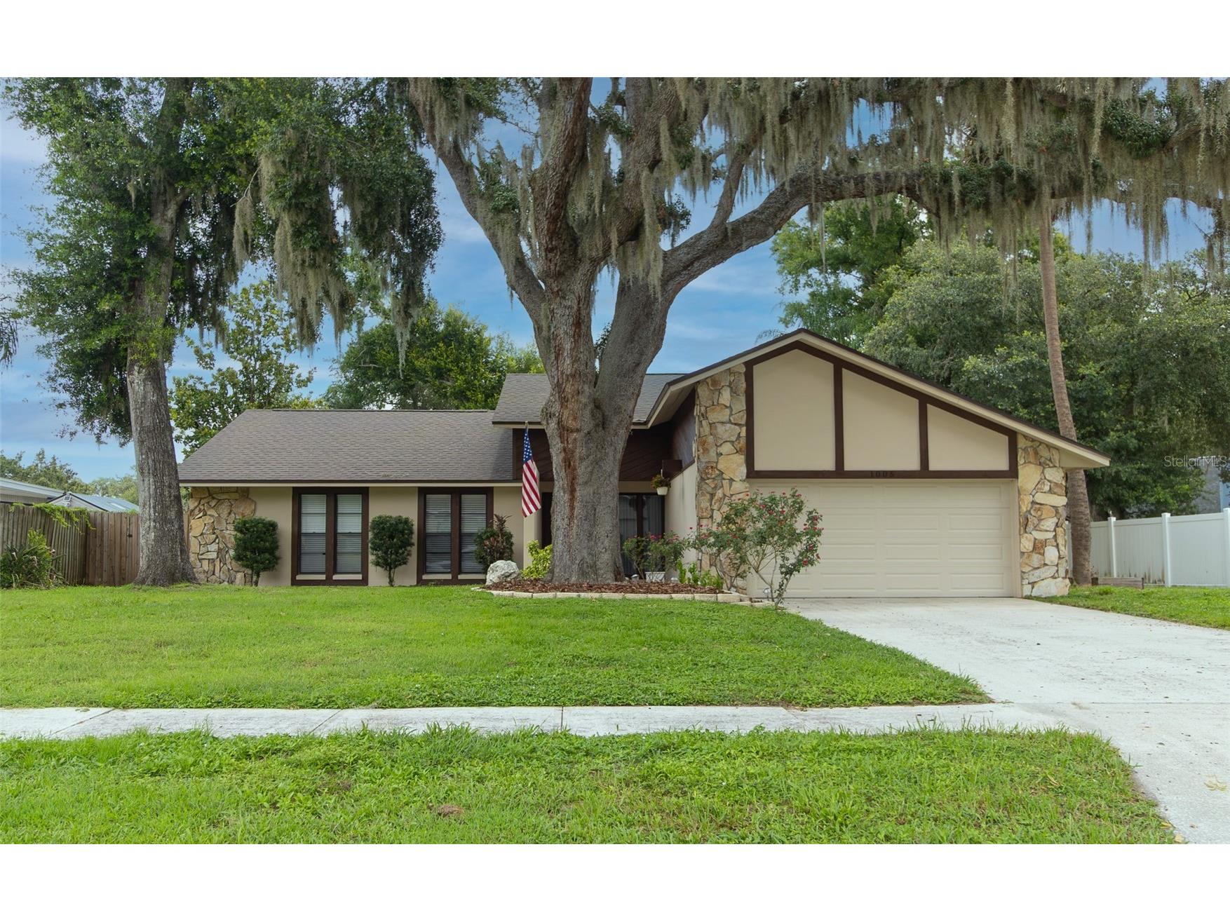 1005 Tranquiview Lane Valrico FL 33594 TB8523532 image1