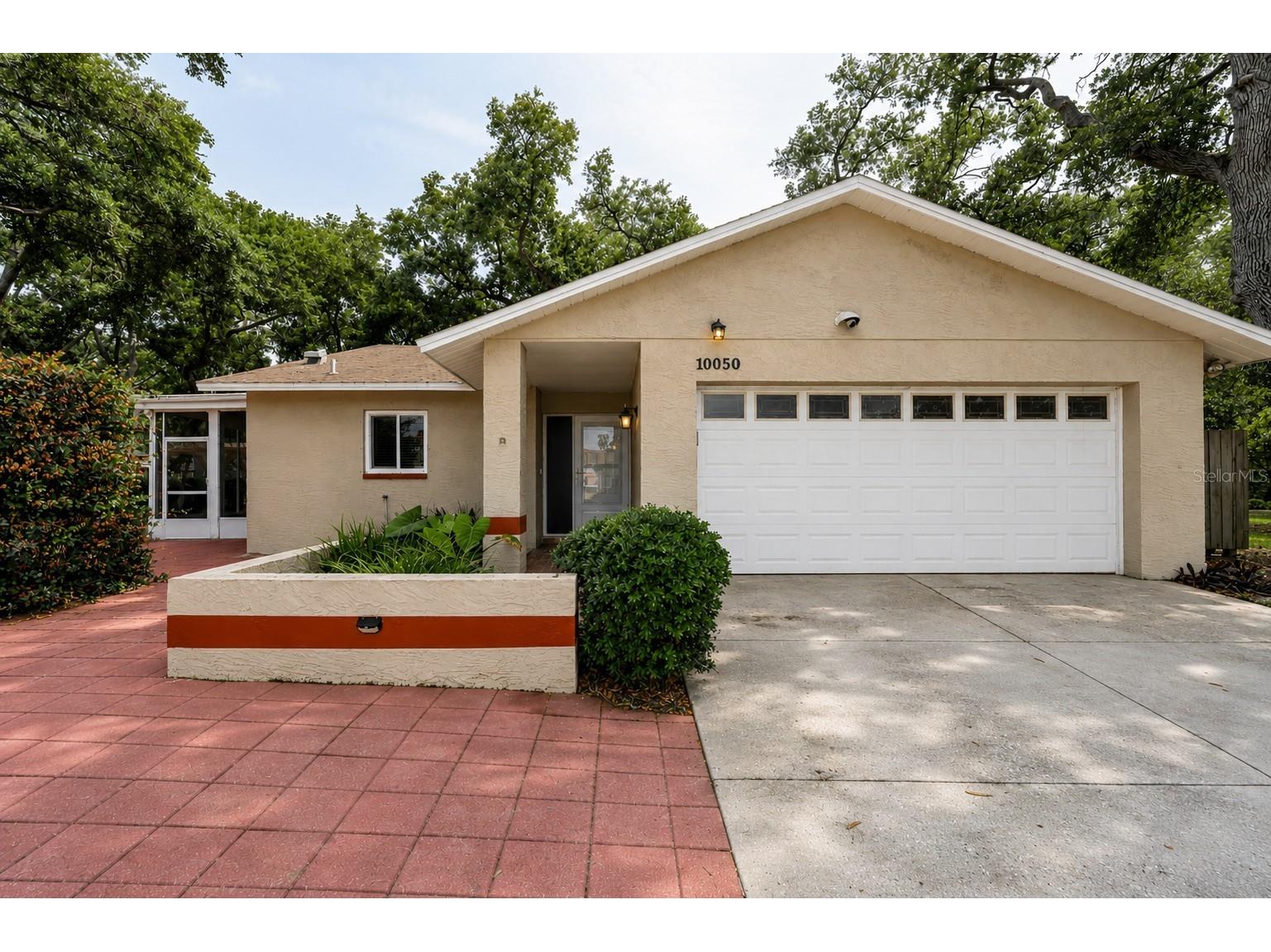10050 62nd Avenue N Saint Petersburg FL 33708 TB8515587 image1
