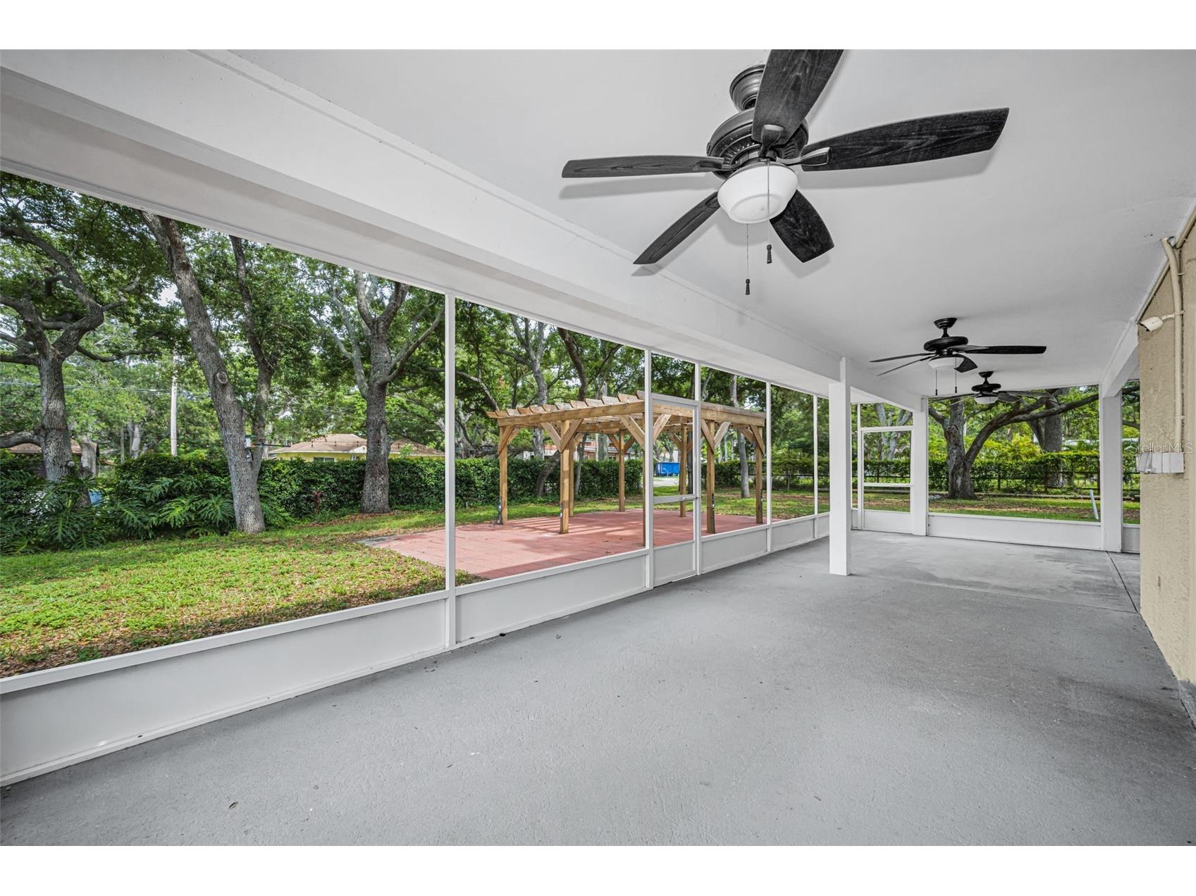 10050 62nd Avenue N Saint Petersburg FL 33708 TB8515587 image24