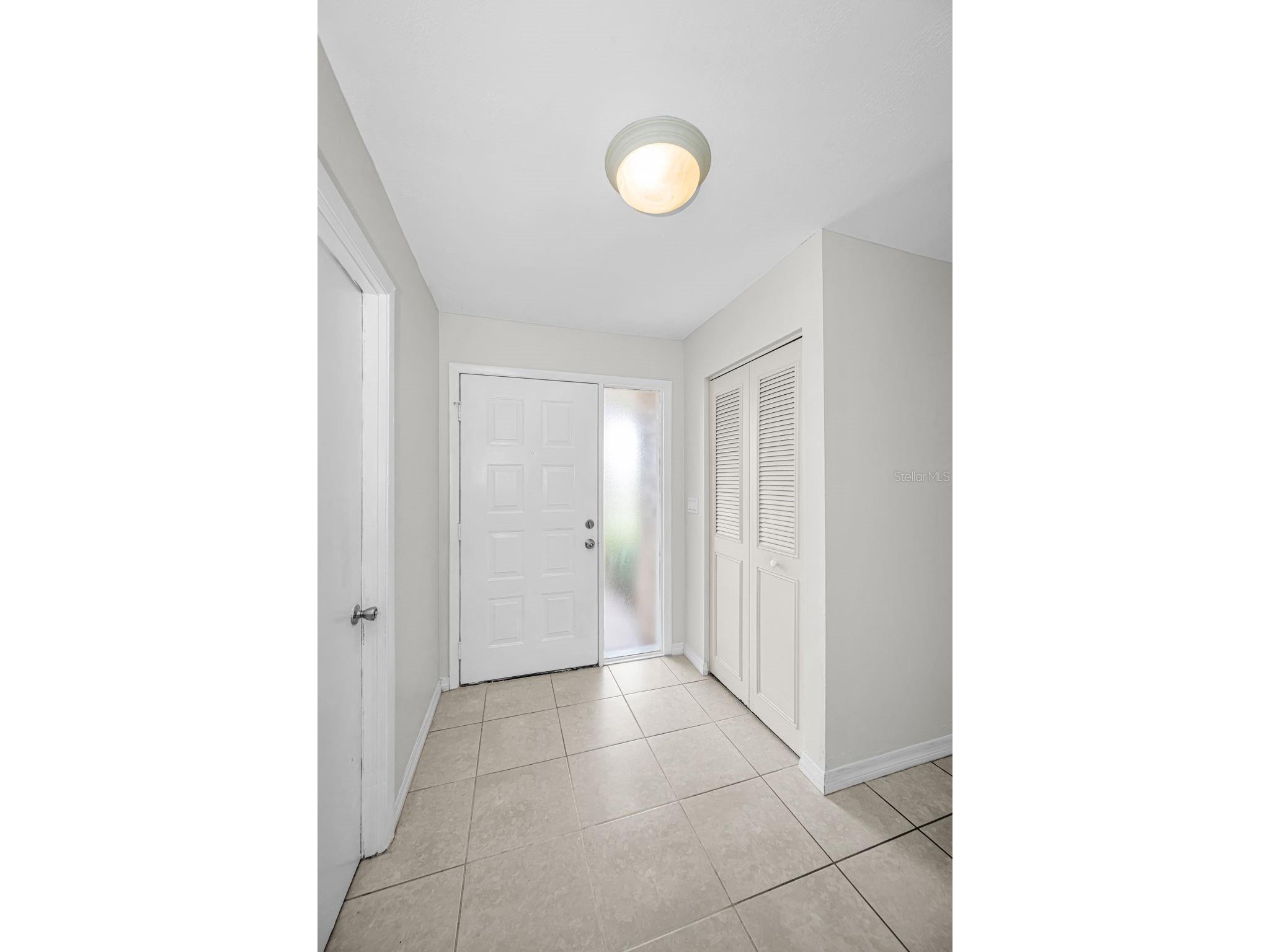 10050 62nd Avenue N Saint Petersburg FL 33708 TB8515587 image3
