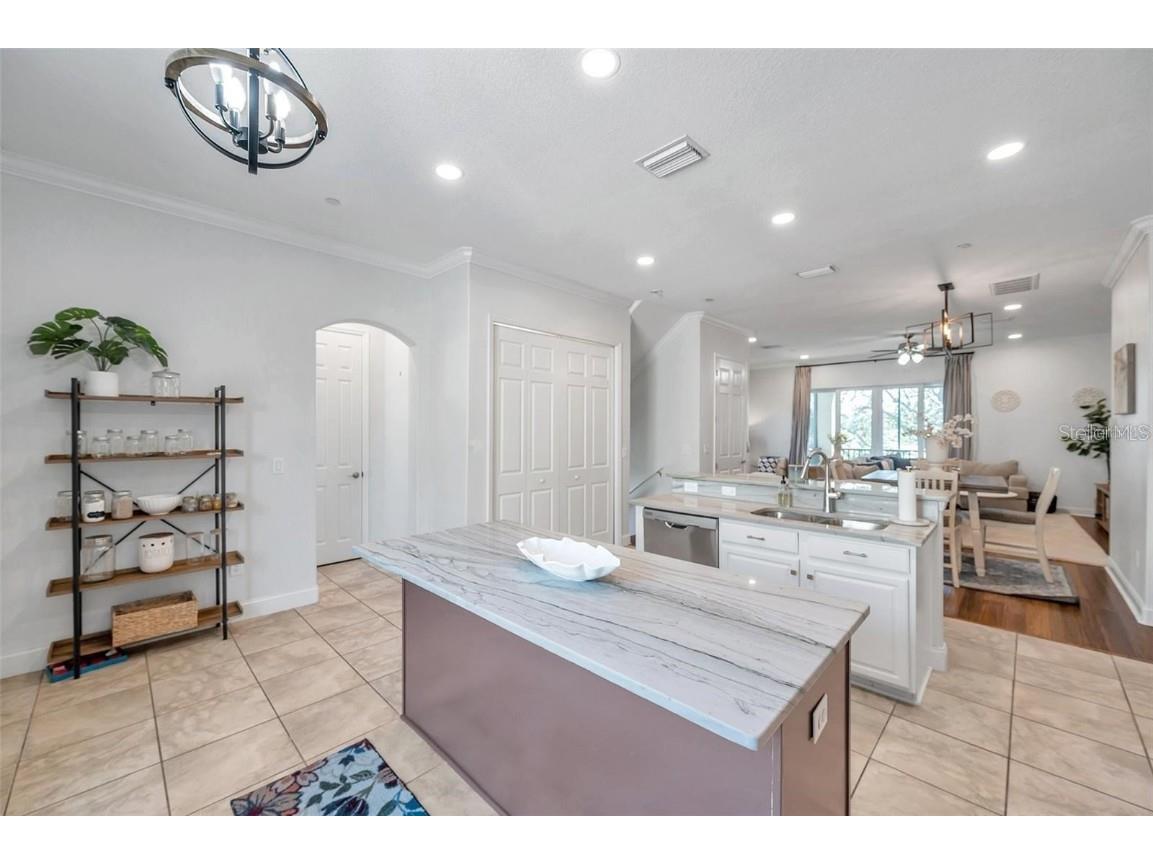 10050 Bayou Grande Avenue Seminole FL 33772 TB8452347 image5