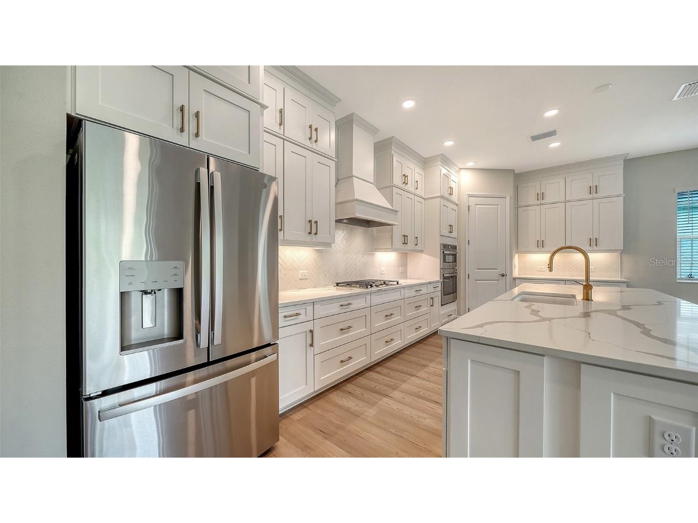 10050 Crystal Isles Circle Sarasota FL 34241 A4664569 image19