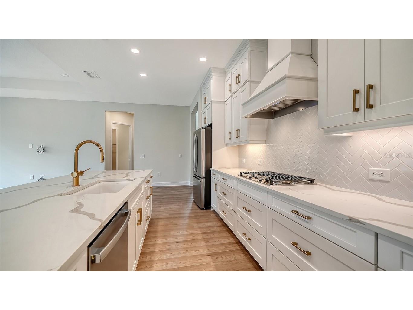 10050 Crystal Isles Circle Sarasota FL 34241 A4664569 image22