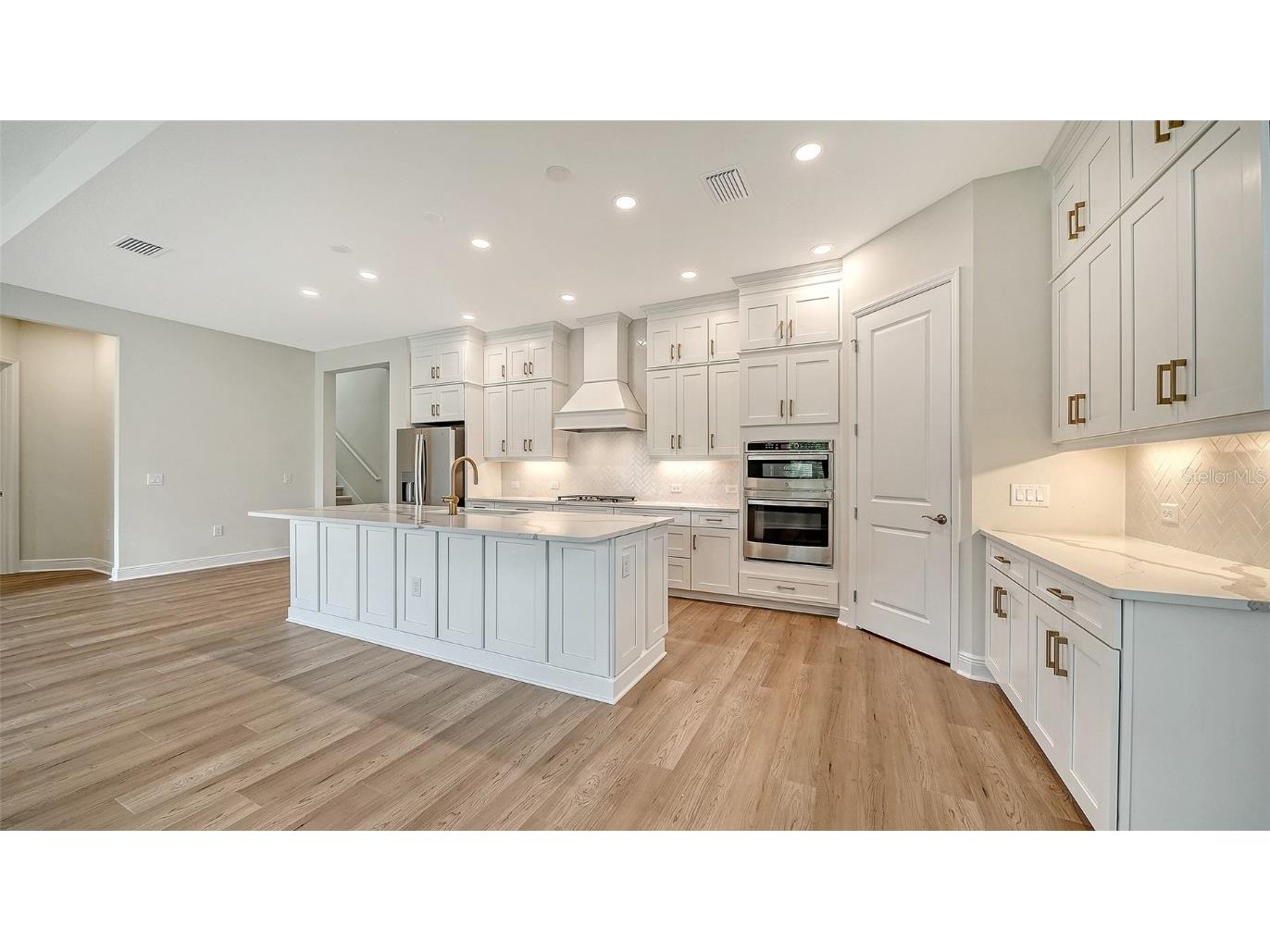 10050 Crystal Isles Circle Sarasota FL 34241 A4664569 image3