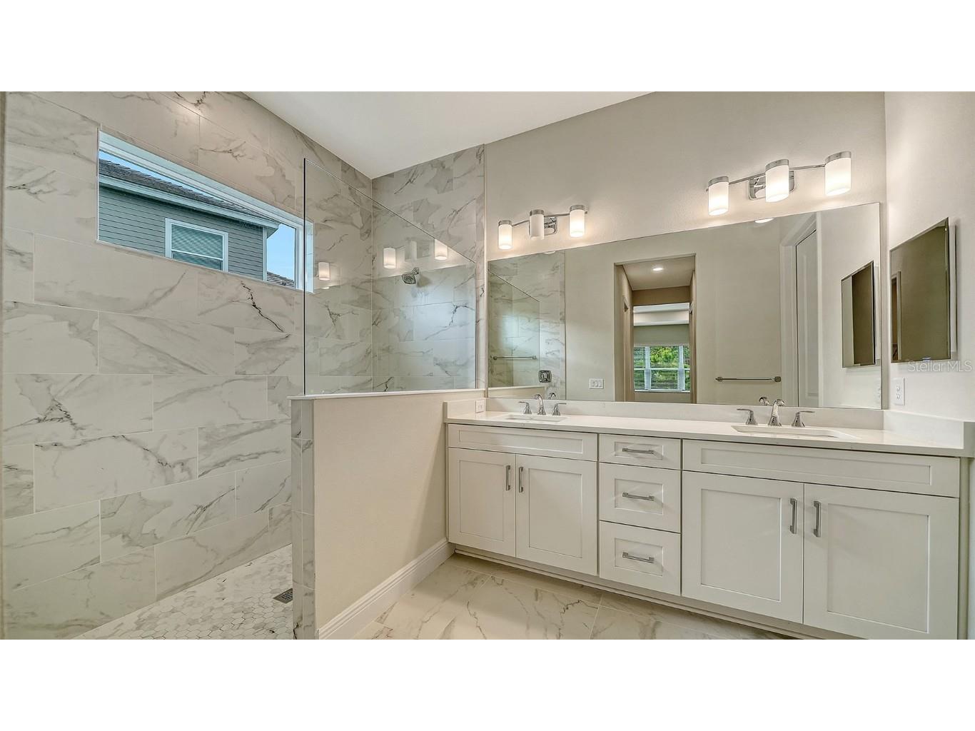 10050 Crystal Isles Circle Sarasota FL 34241 A4664569 image5