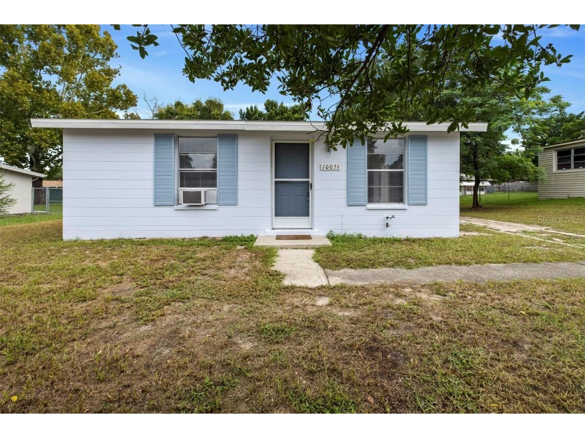 10051 Hayes Street Spring Hill FL 34608 W7837832 image1