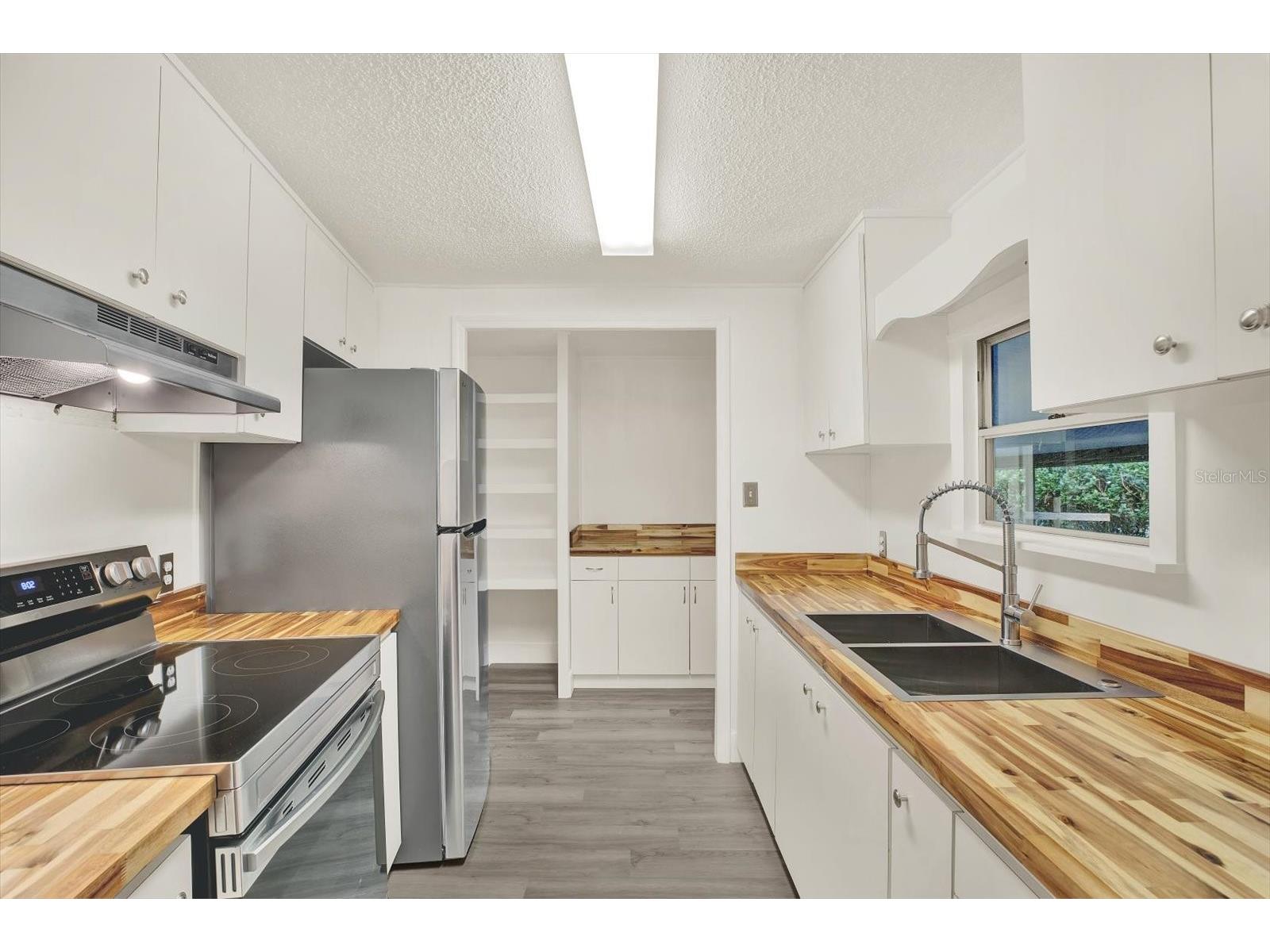 10051 Huntley Street New Port Richey FL 34654 W7885503 image2