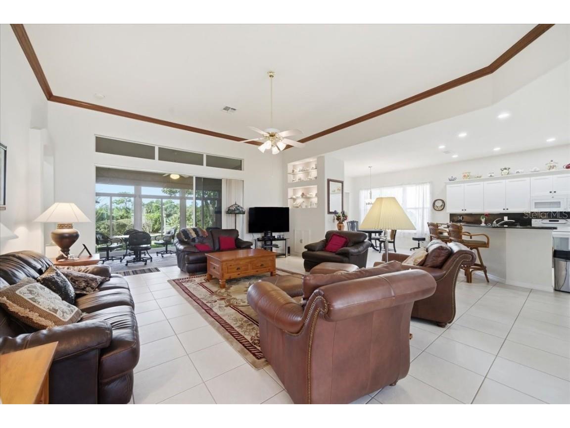 10051 Lenox Boulevard Weeki Wachee FL 34613 W7880274 image11