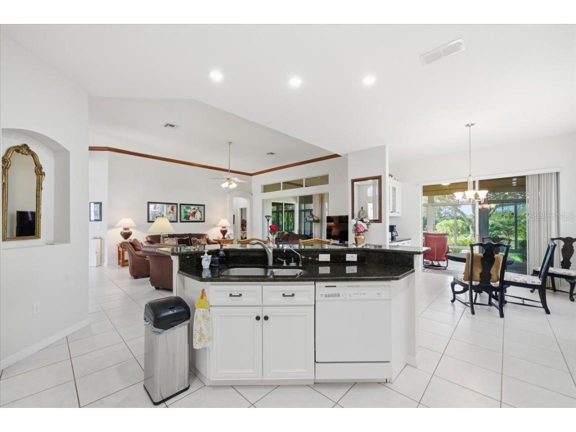 10051 Lenox Boulevard Weeki Wachee FL 34613 W7880274 image18