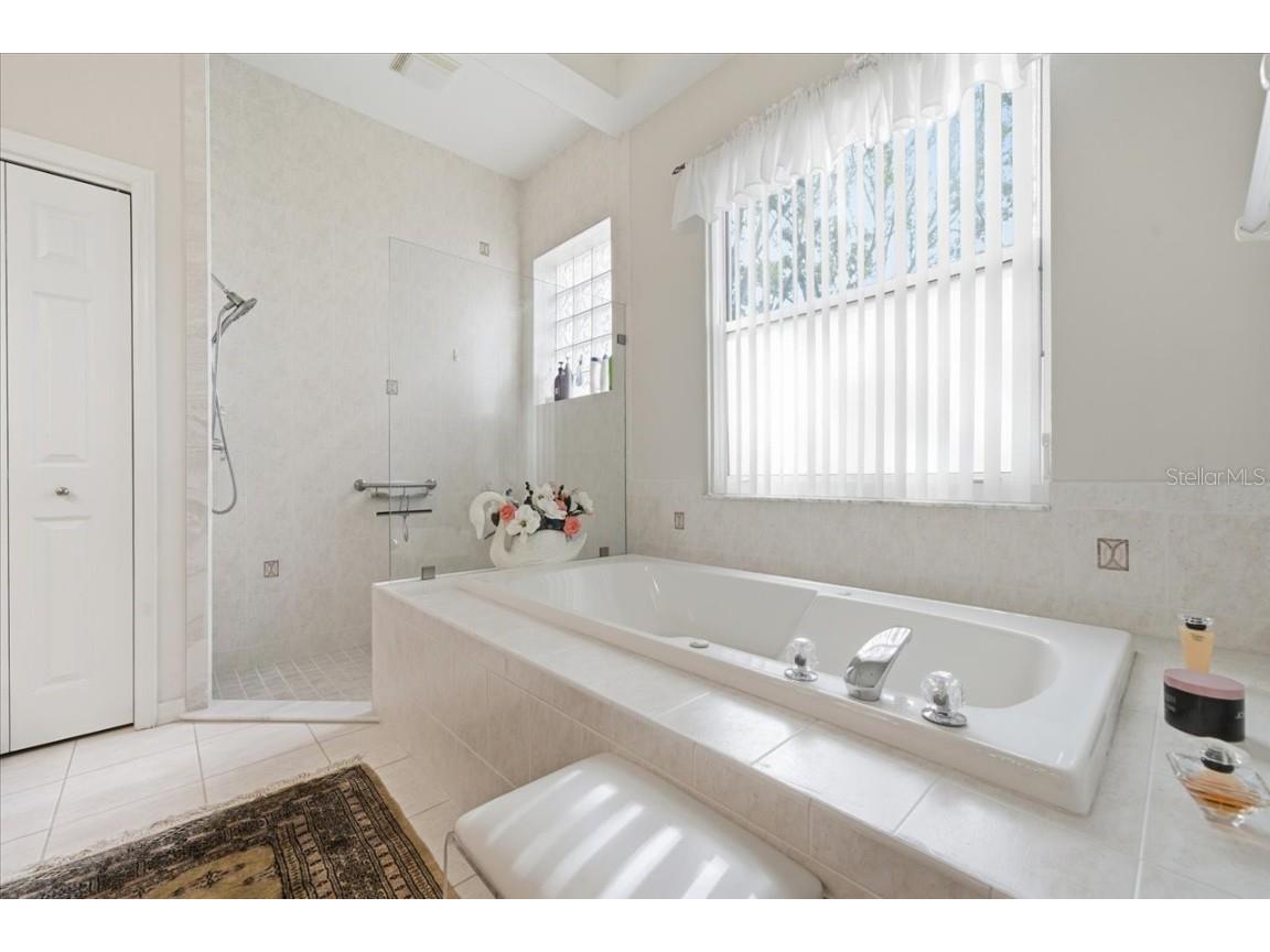 10051 Lenox Boulevard Weeki Wachee FL 34613 W7880274 image28