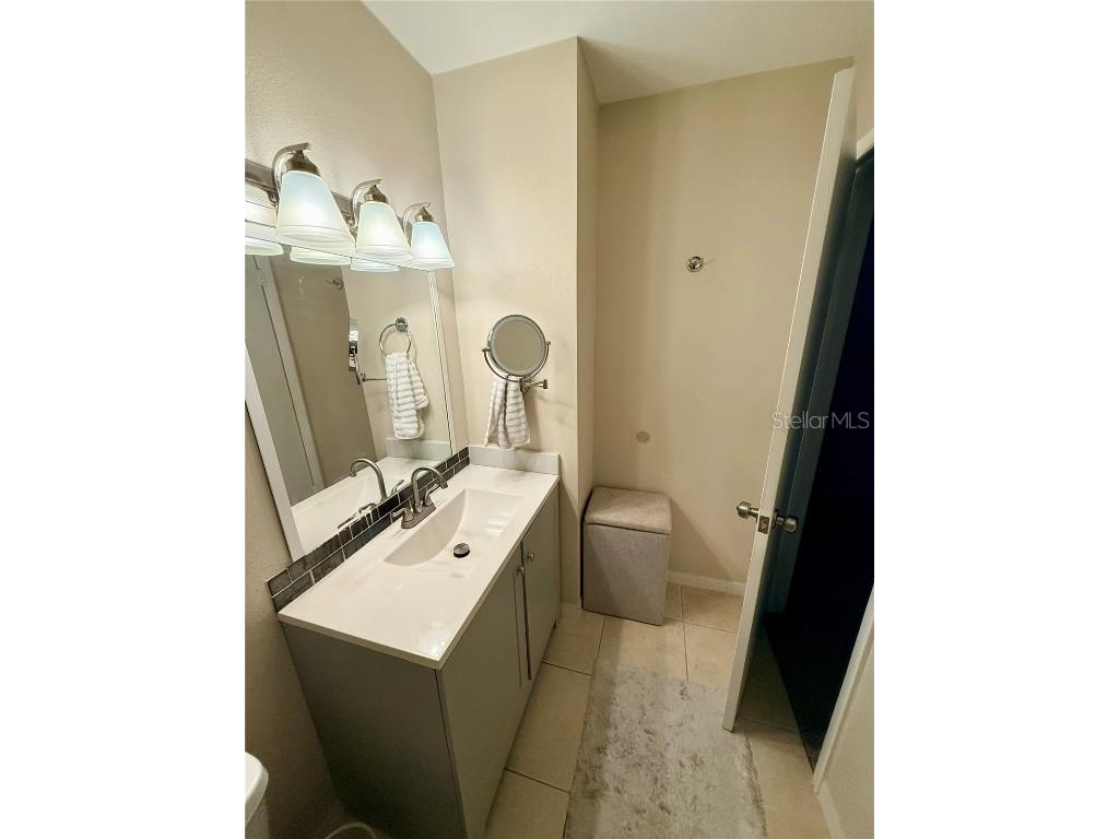 10053 Lake Oak Circle Tampa FL 33624 TB8458194 image21