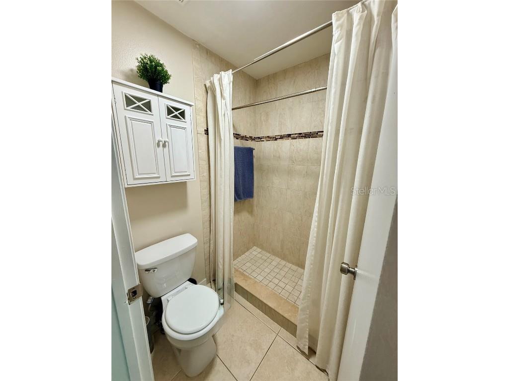 10053 Lake Oak Circle Tampa FL 33624 TB8458194 image29