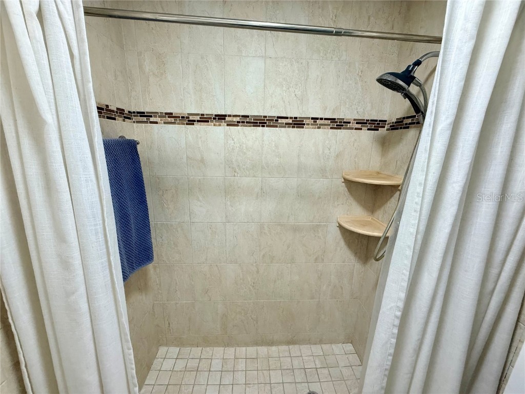 10053 Lake Oak Circle Tampa FL 33624 TB8458194 image30