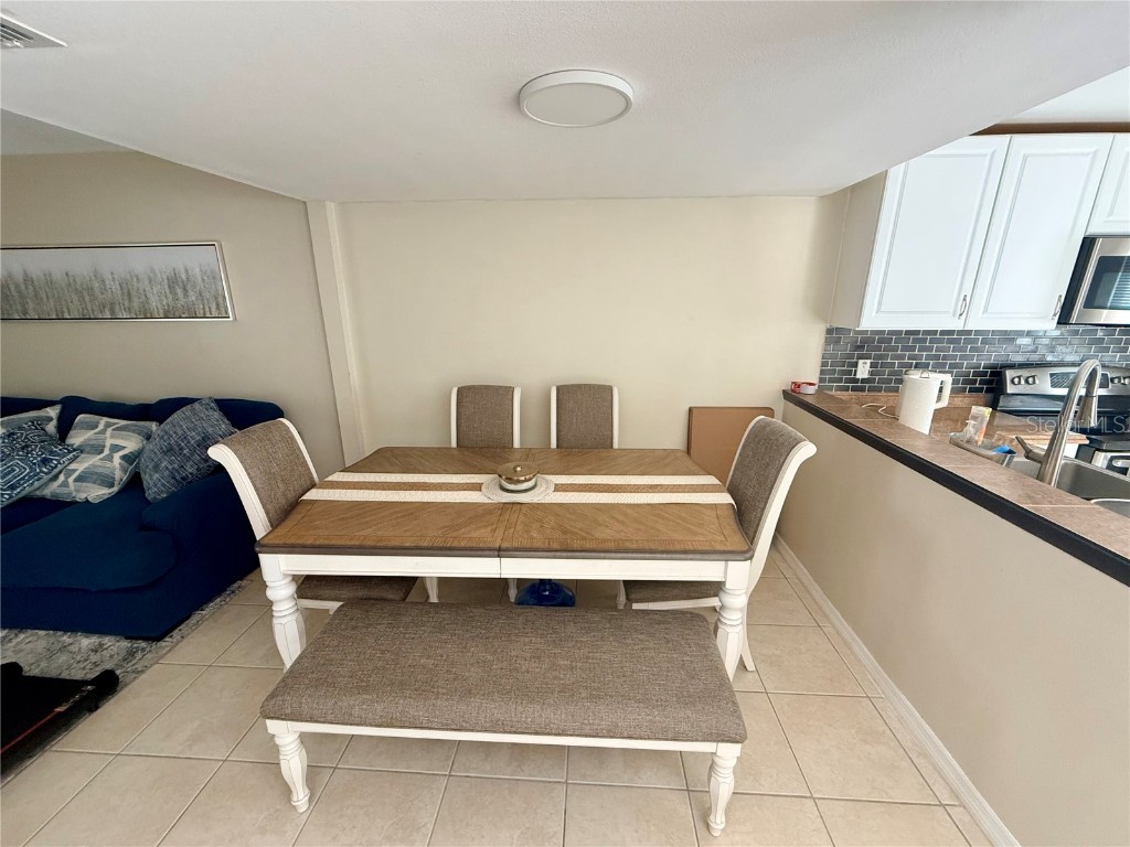 10053 Lake Oak Circle Tampa FL 33624 TB8458194 image6