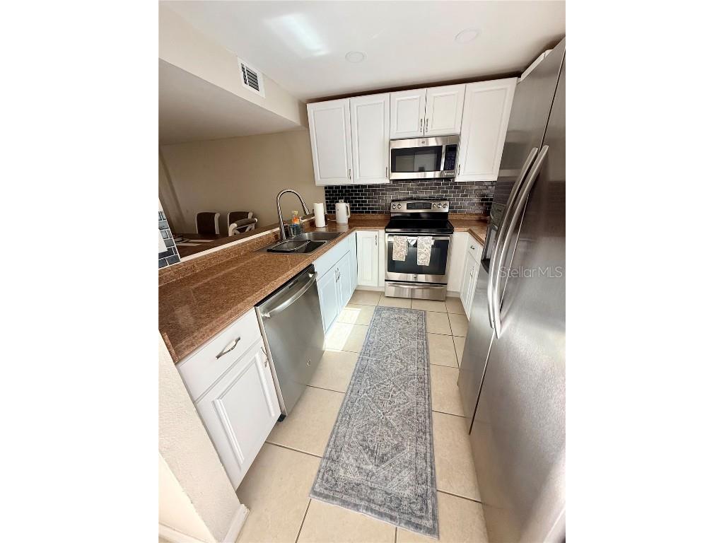 10053 Lake Oak Circle Tampa FL 33624 TB8458194 image7