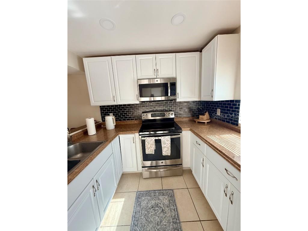 10053 Lake Oak Circle Tampa FL 33624 TB8458194 image8