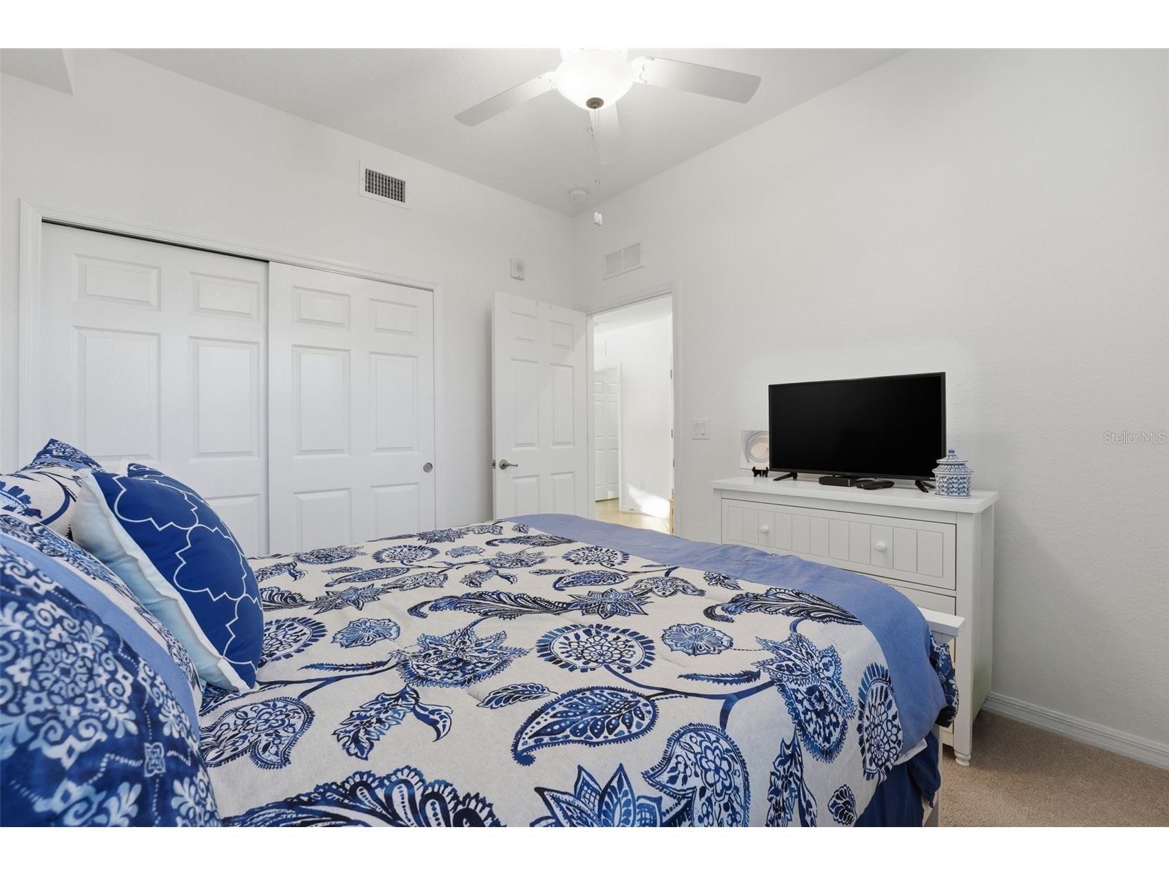 10054 Crooked Creek Drive #102 Venice FL 34293 - man made pond N6142569 image23