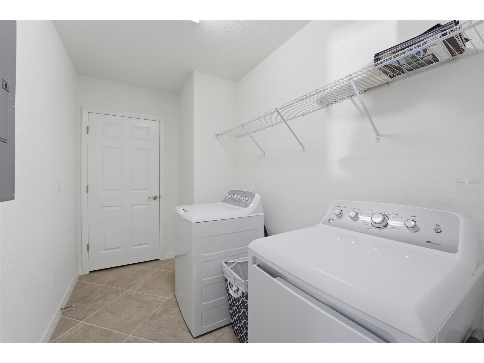 10054 Crooked Creek Drive #102 Venice FL 34293 - man made pond N6142569 image25