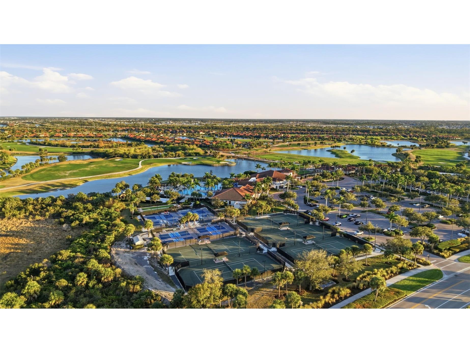 10054 Crooked Creek Drive #102 Venice FL 34293 - man made pond N6142569 image34