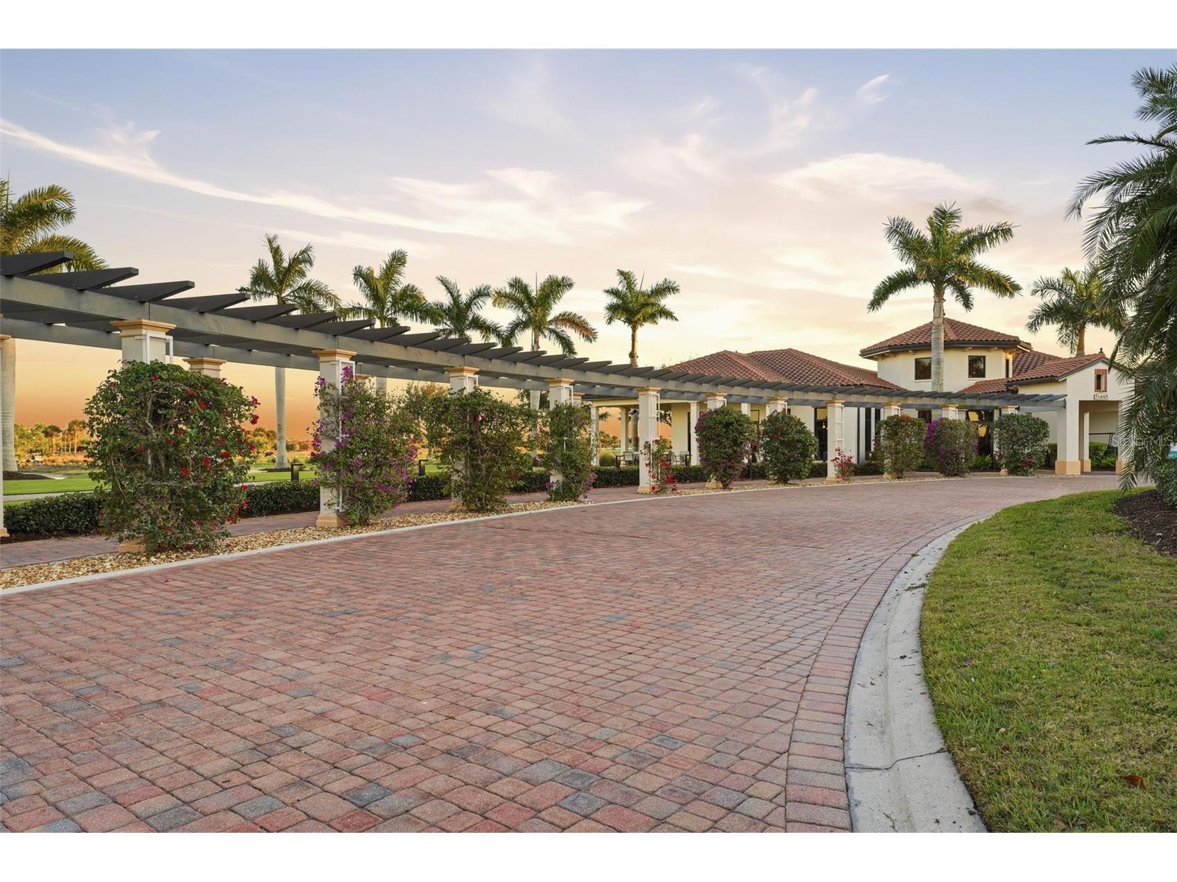 10054 Crooked Creek Drive #102 Venice FL 34293 - man made pond N6142569 image62