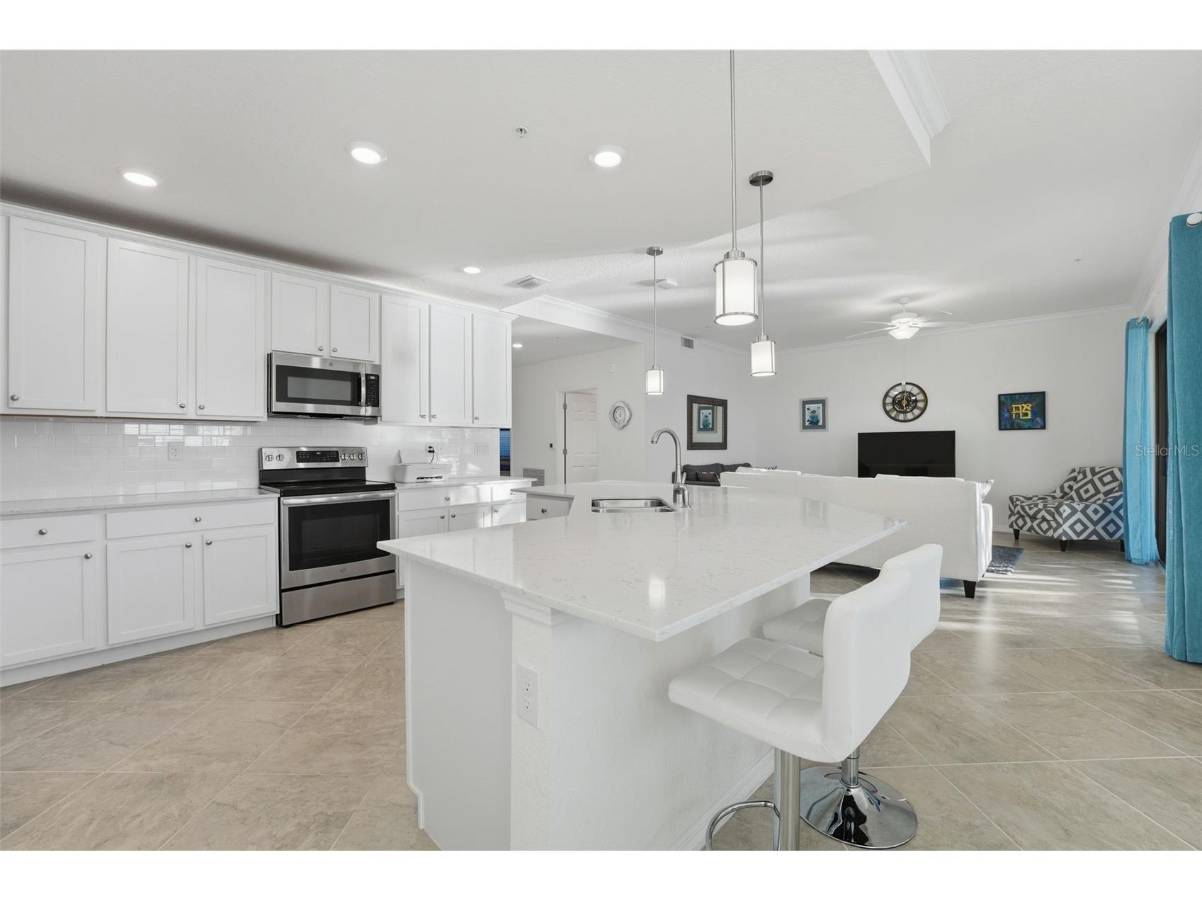 10054 Crooked Creek Drive #102 Venice FL 34293 - man made pond N6142569 image8