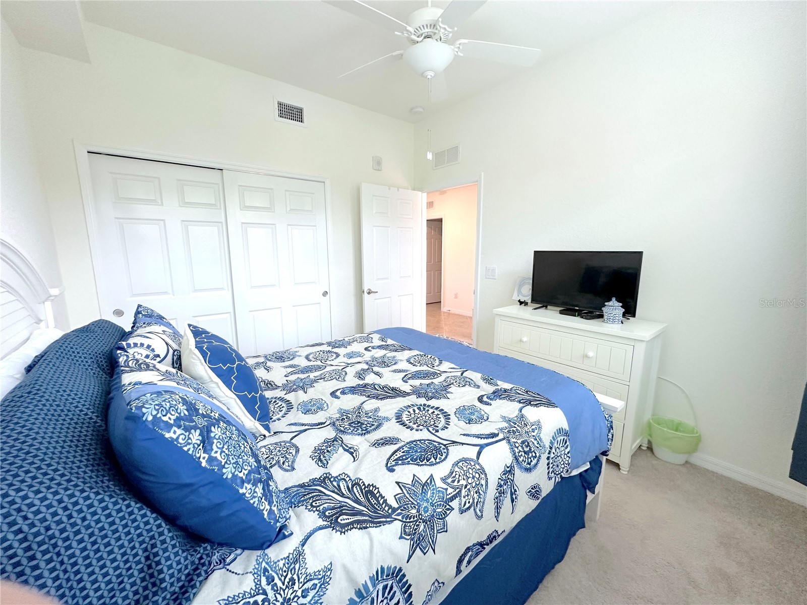 10054 Crooked Creek Drive #102 Venice FL 34293 - man made pond N6143765 image16