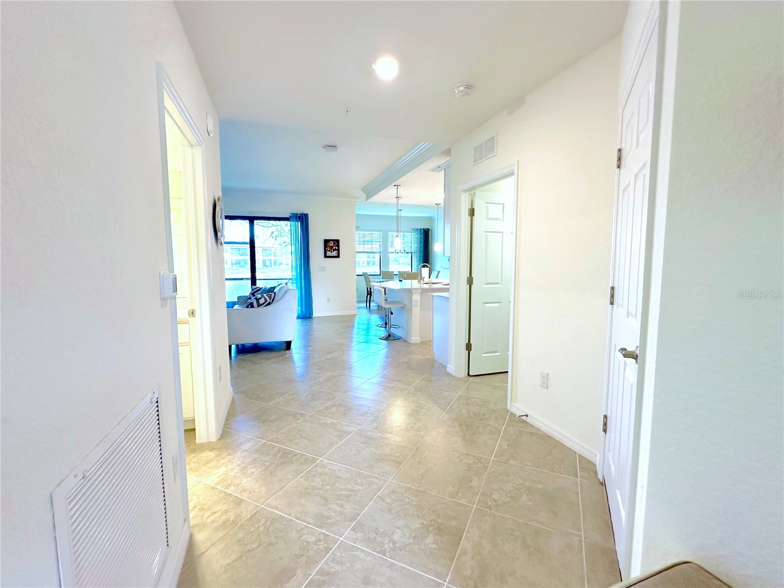 10054 Crooked Creek Drive #102 Venice FL 34293 - man made pond N6143765 image2