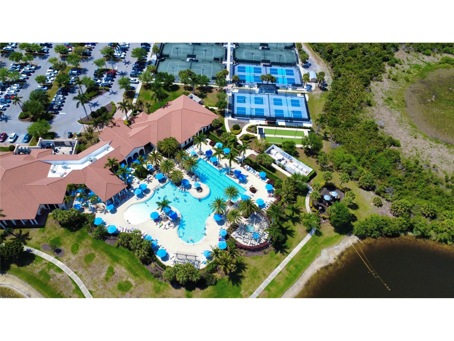 10054 Crooked Creek Drive #102 Venice FL 34293 - man made pond N6143765 image36