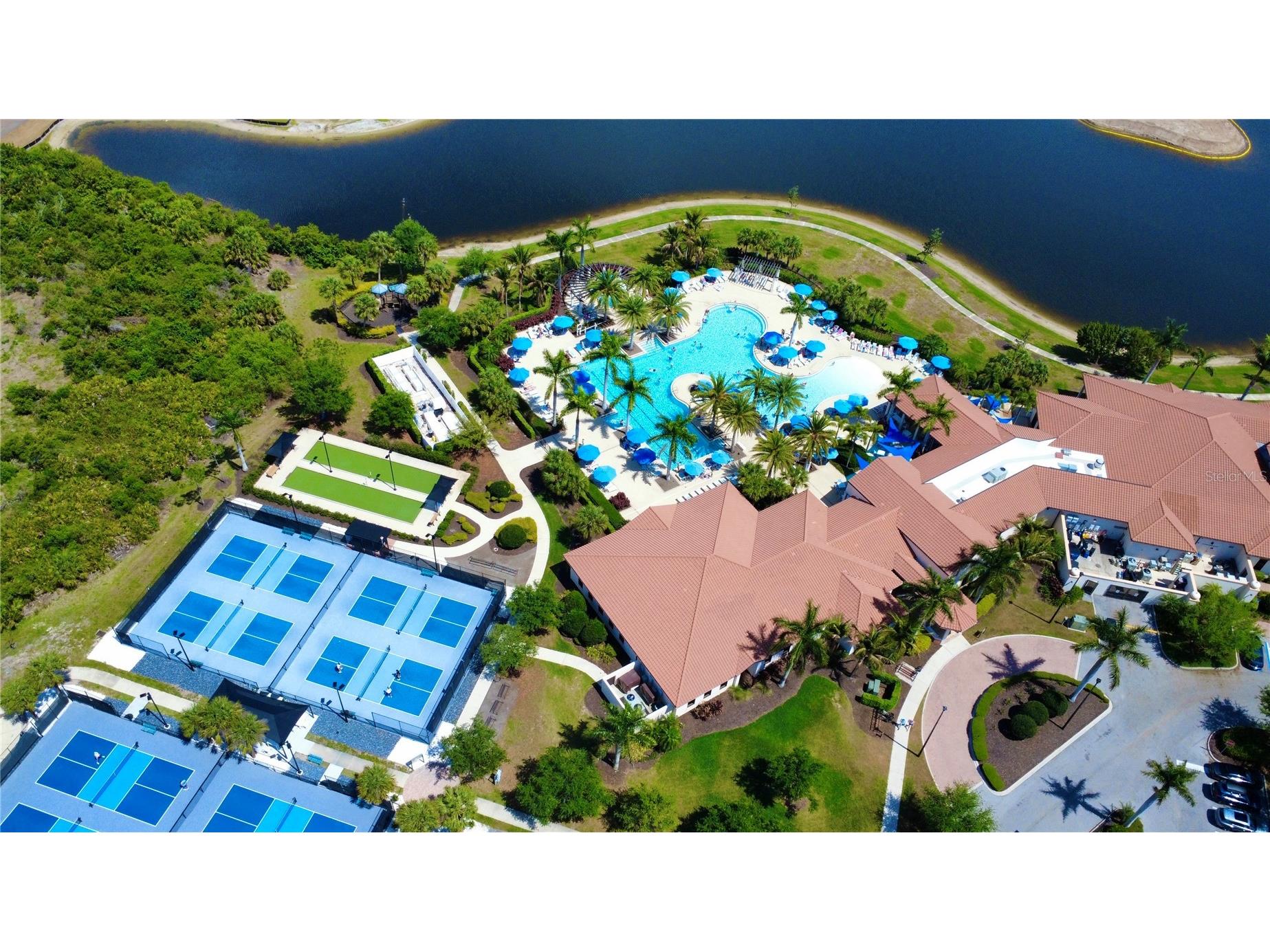 10054 Crooked Creek Drive #102 Venice FL 34293 - man made pond N6143765 image46