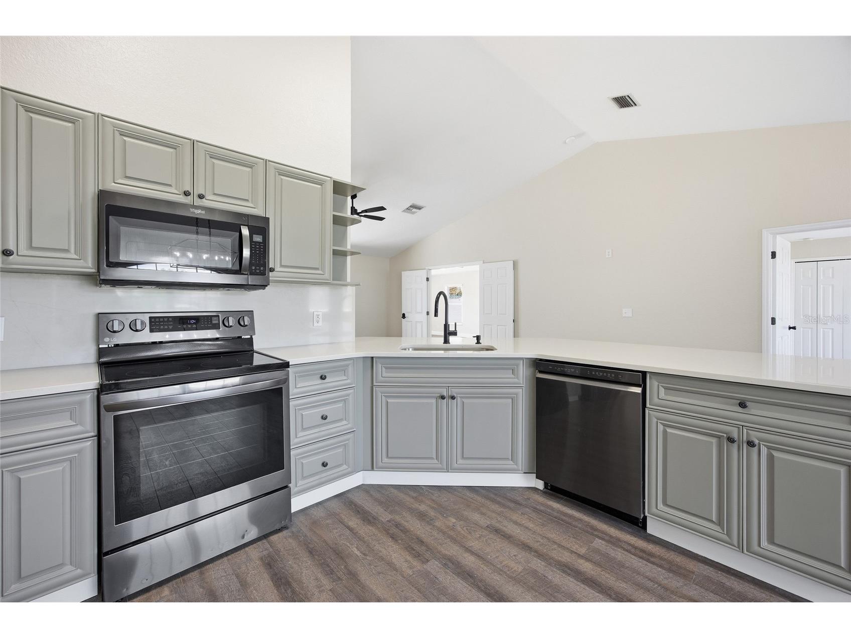 10058 SE 105th Place Belleview FL 34420 OM722758 image8