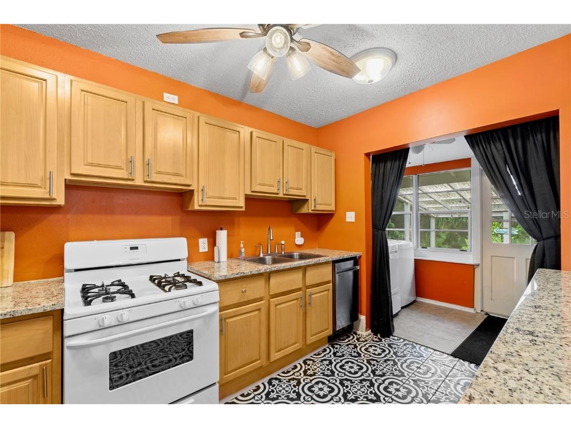 1006 11th Avenue W Bradenton FL 34205 TB8435700 image12