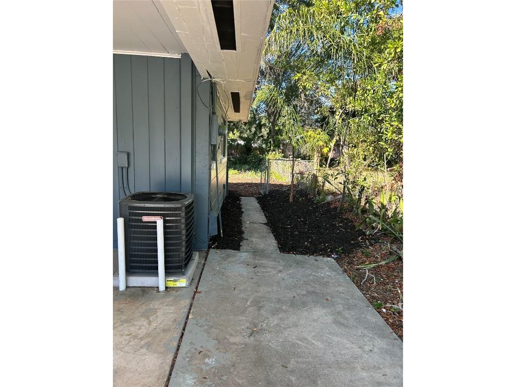 1006 26th Street W Bradenton FL 34205 A4672610 image16