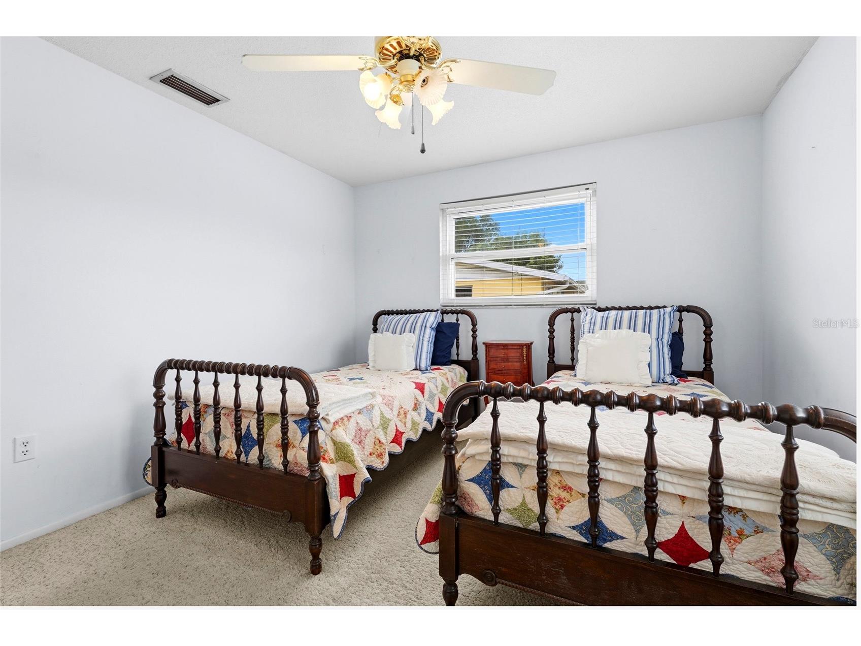 1006 De Leo Drive Sarasota FL 34243 A4696192 image12