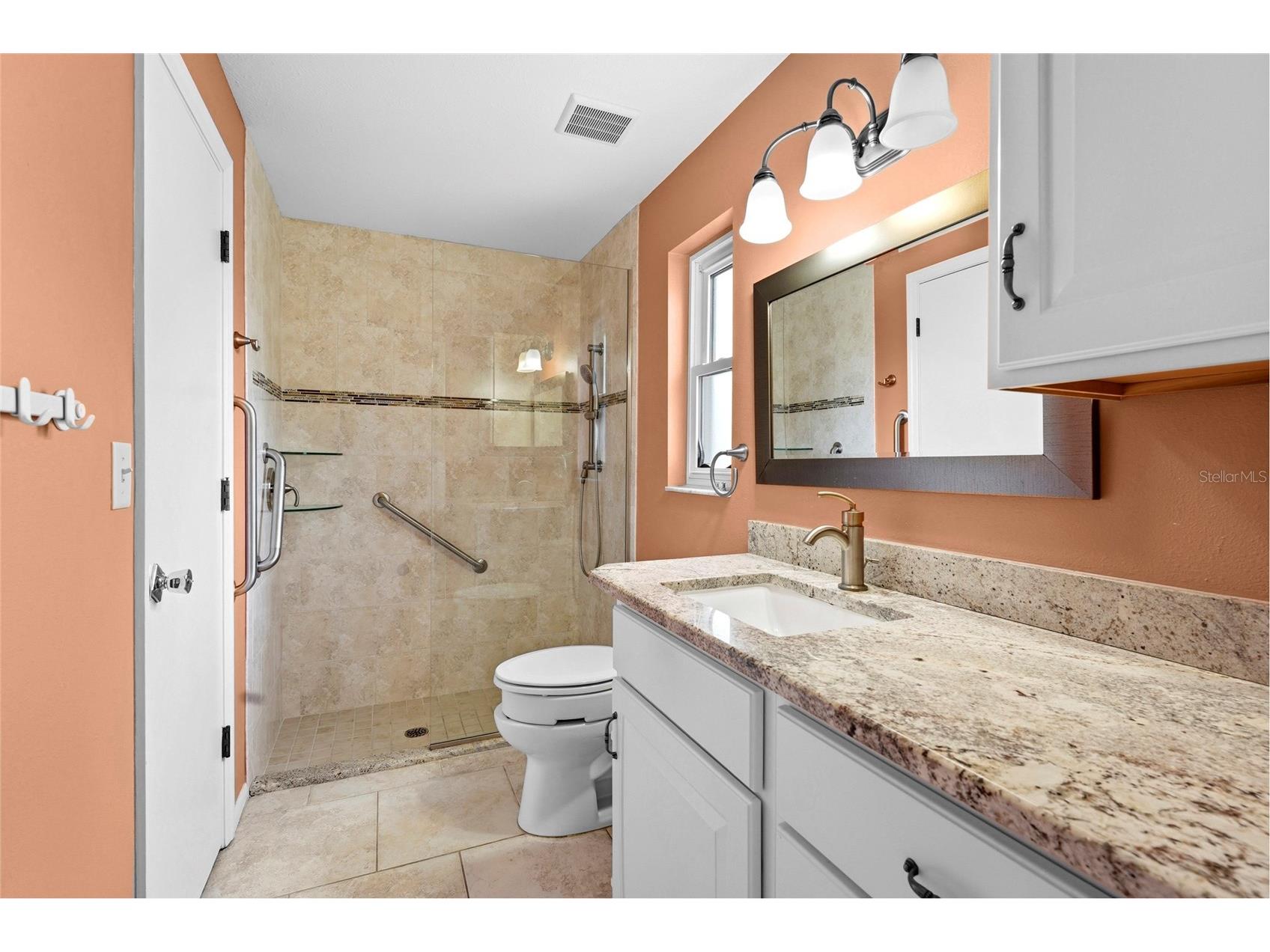 1006 De Leo Drive Sarasota FL 34243 A4696192 image15