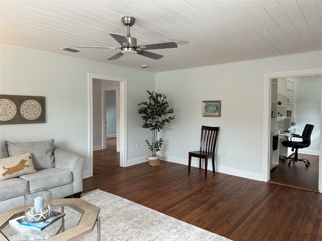 1006 E Lambright Street Tampa FL 33604 TB8432754 image7