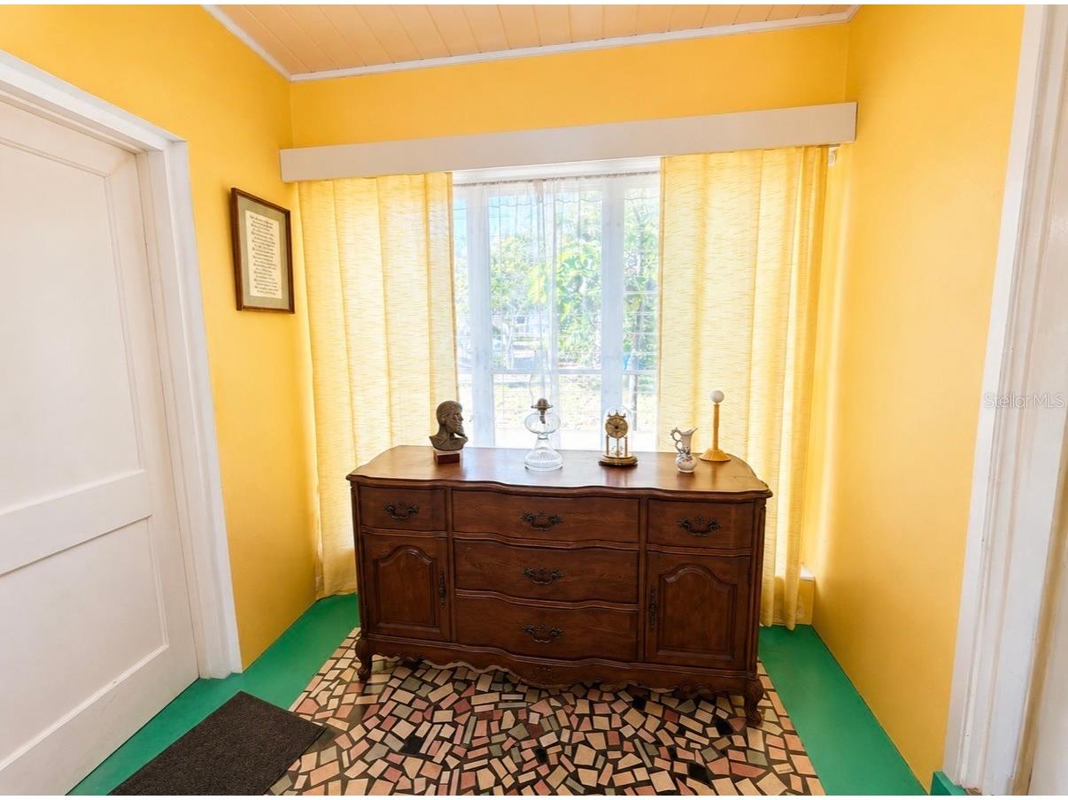 1006 Gulf Road Tarpon Springs FL 34689 W7885786 image15