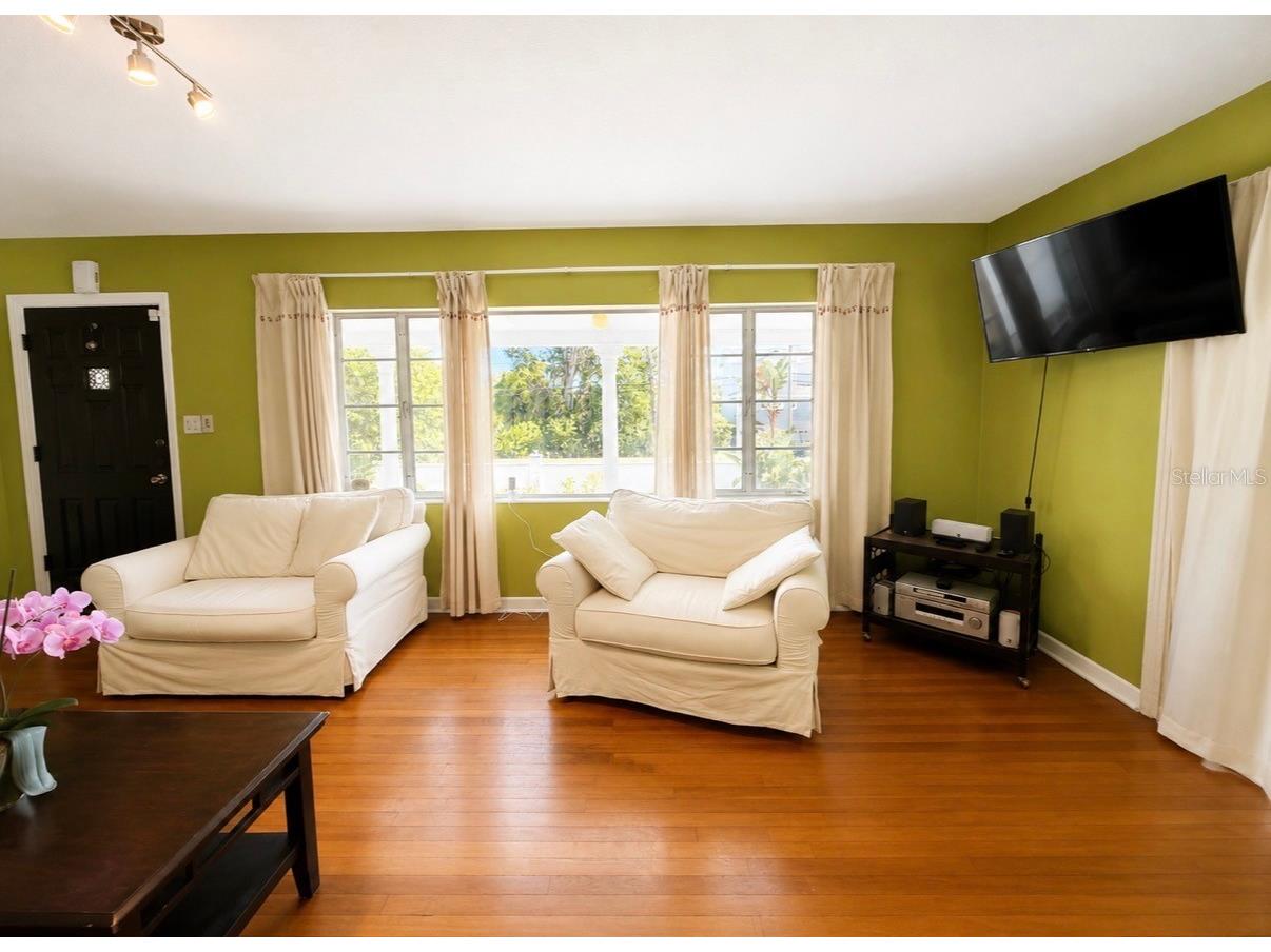 1006 Gulf Road Tarpon Springs FL 34689 W7885786 image6