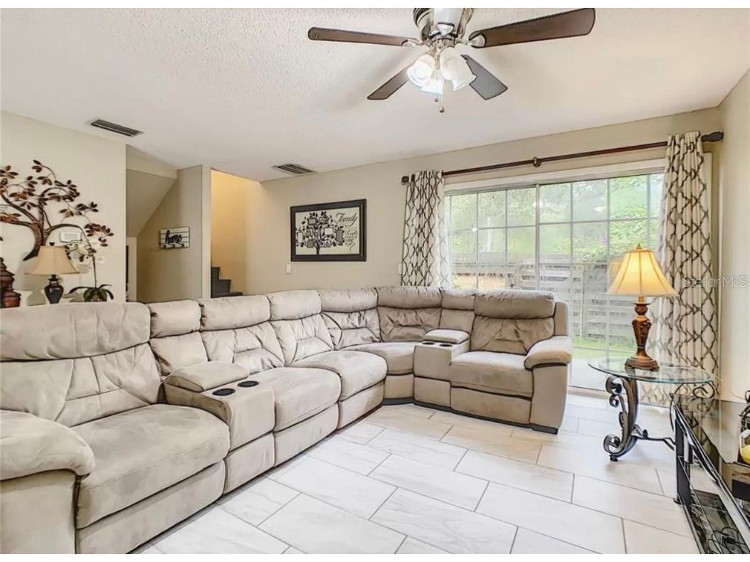 1006 Longfellow Court #176C Sarasota FL 34243 A4601918 image1