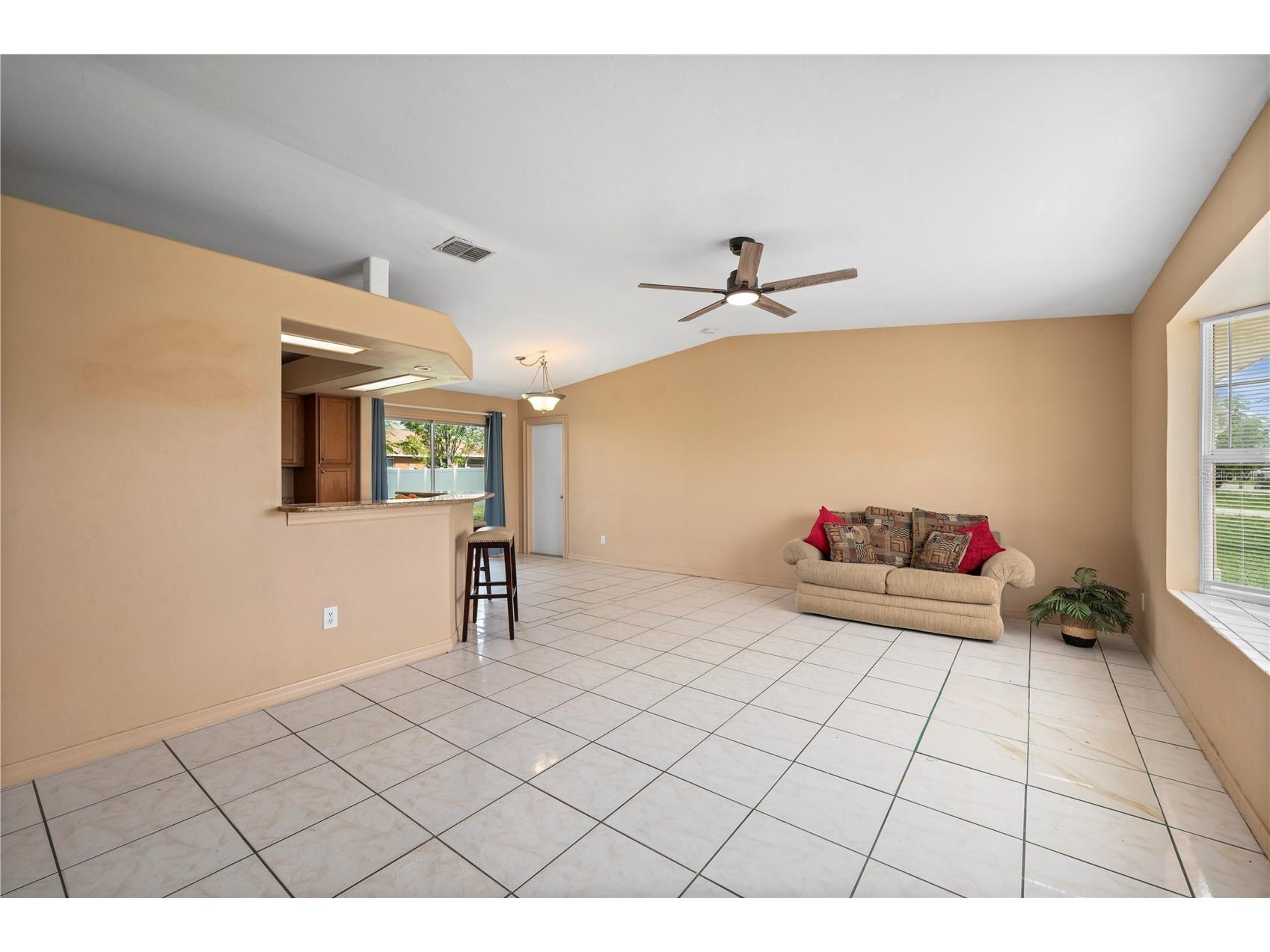 1006 NE 2nd Avenue Cape Coral FL 33909 C7511058 image6